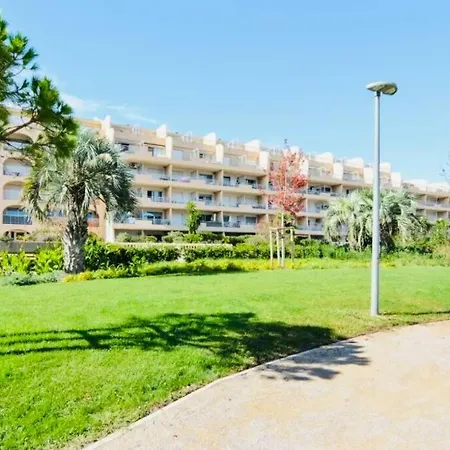 Port Confort Terrasse/parking Prive Apartment